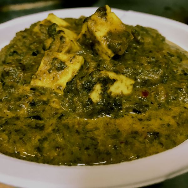 Saag_Paneer-Naan cafe